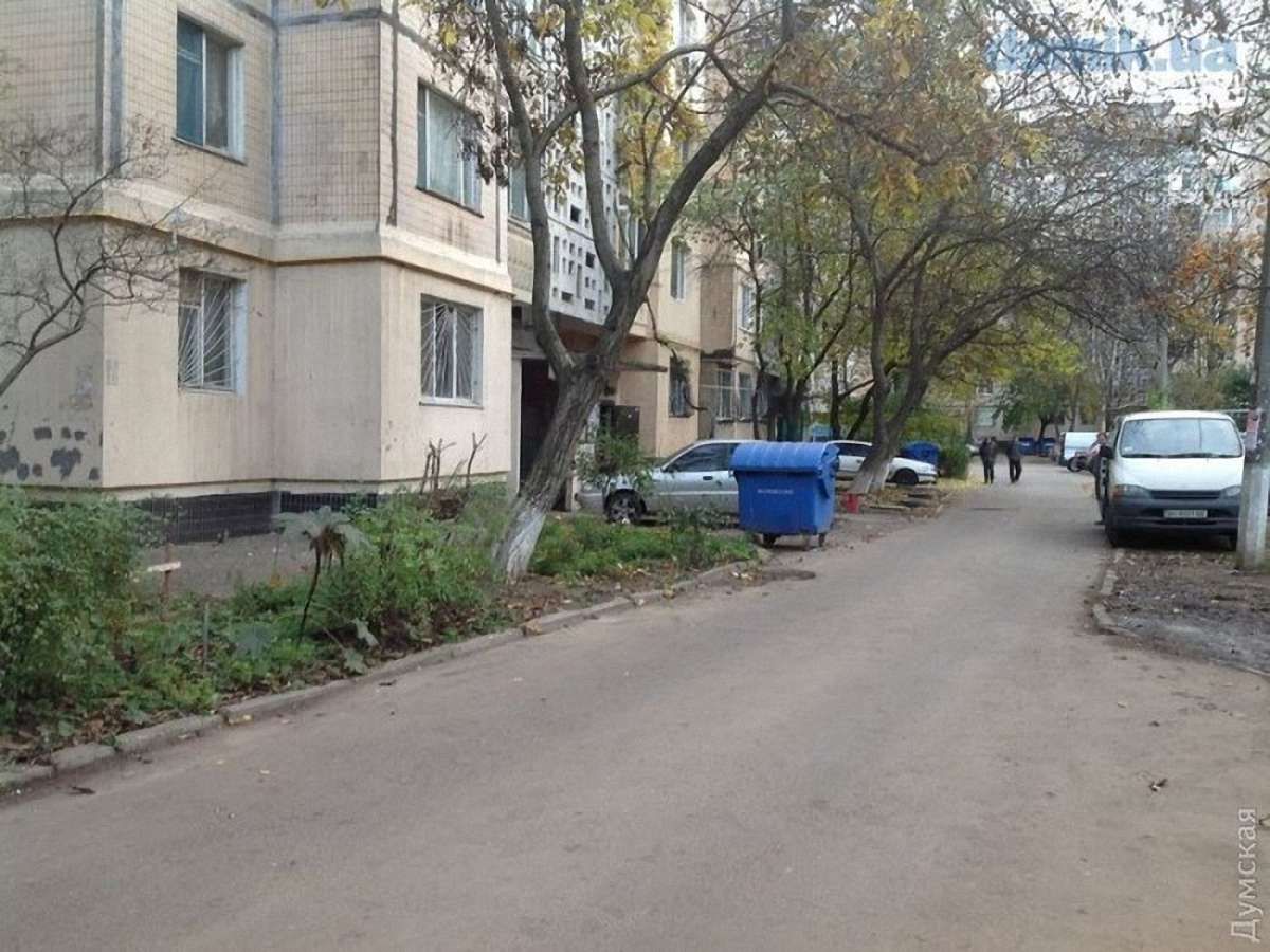 В Одесі у багатоповерхівці впав ліфт із двома жінками і немовлям