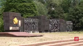 На місці радянського військового монументу у Львові пропонують встановити колесо огляду