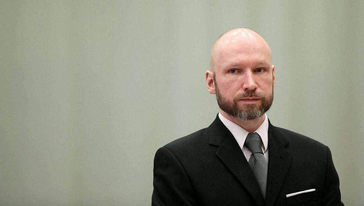 Терорист Андерс Брейвік змінив ім'я і прізвище
