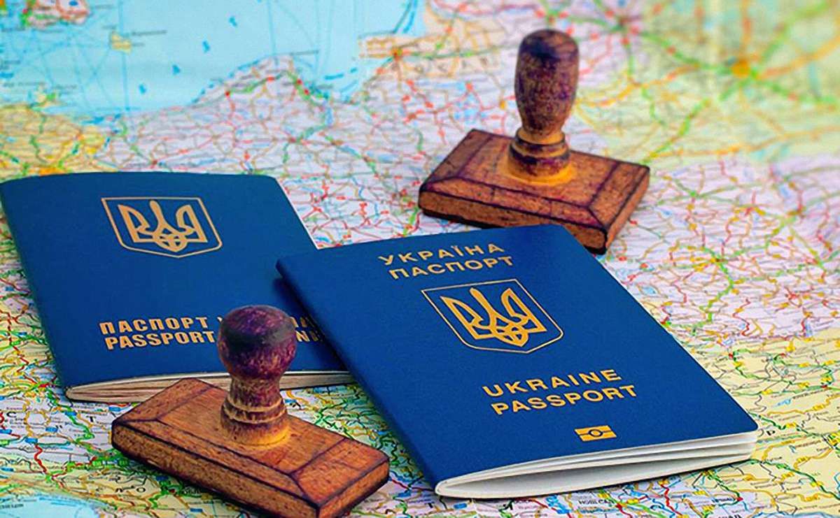 Український паспорт піднявся в рейтингу паспортів світу