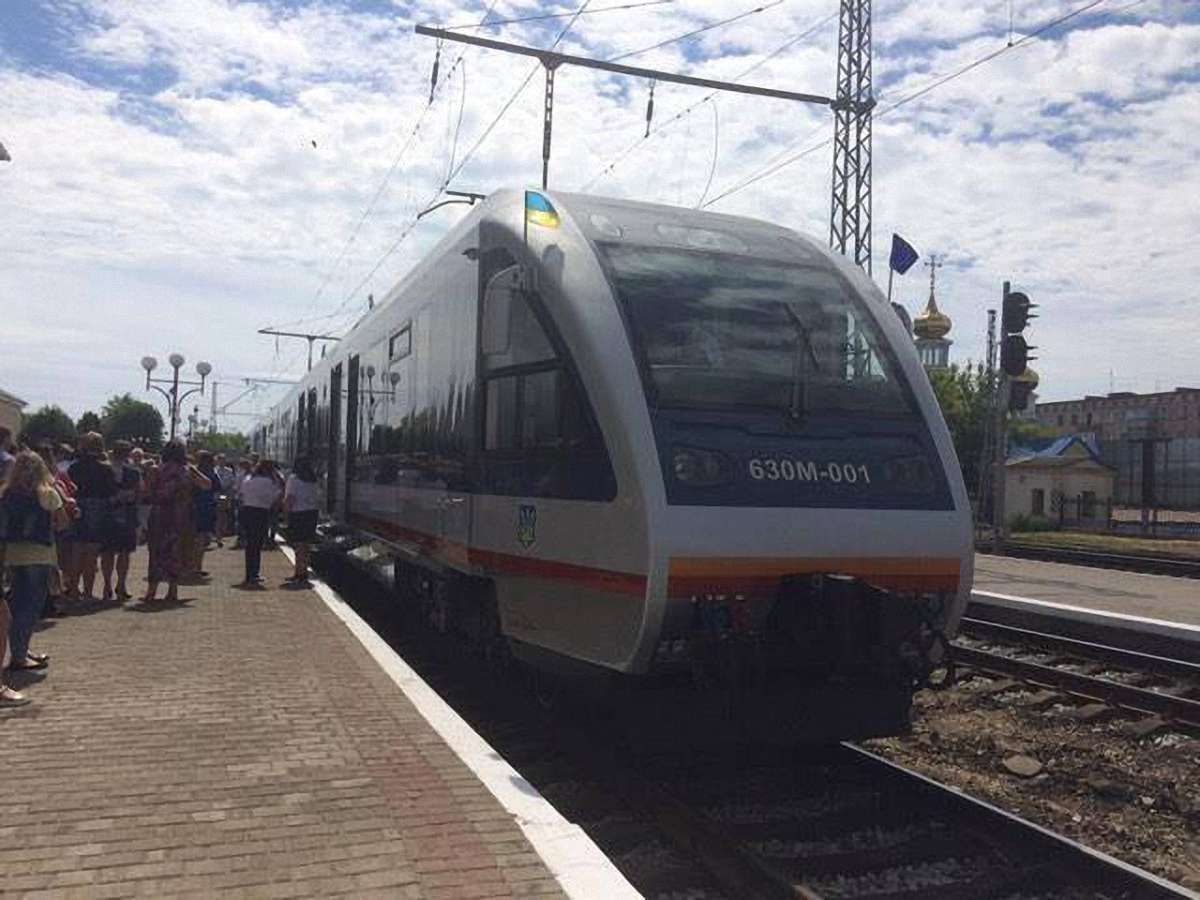Рейковий автобус з Ковеля до Холма відправився у перший офіційний рейс