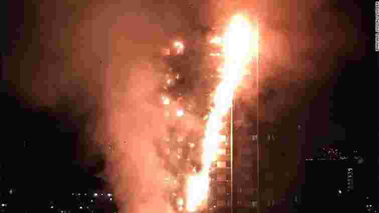 У Лондоні масштабна пожежа охопила 24-поверховий  будинок