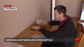 Незрячого шашкіста Івана Фідика з Трускавця визнали найкращим інваспортменом 2016 року