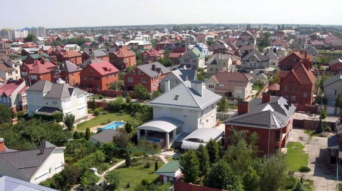 Уряд спростив правила переведення дачних будівель у житлові