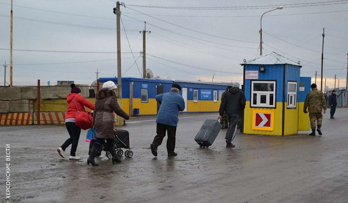 Суд скасував заборону на ввезення речей з окупованого Криму