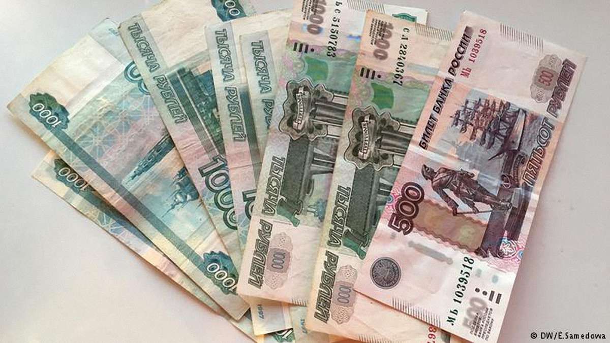 Білорусь виключила російський рубль із складу резервних валют Нацбанку