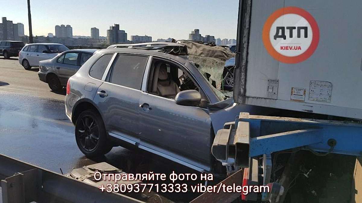У Києві сталася смертельна ДТП за участю Porshe Cayenne з Придністров'я