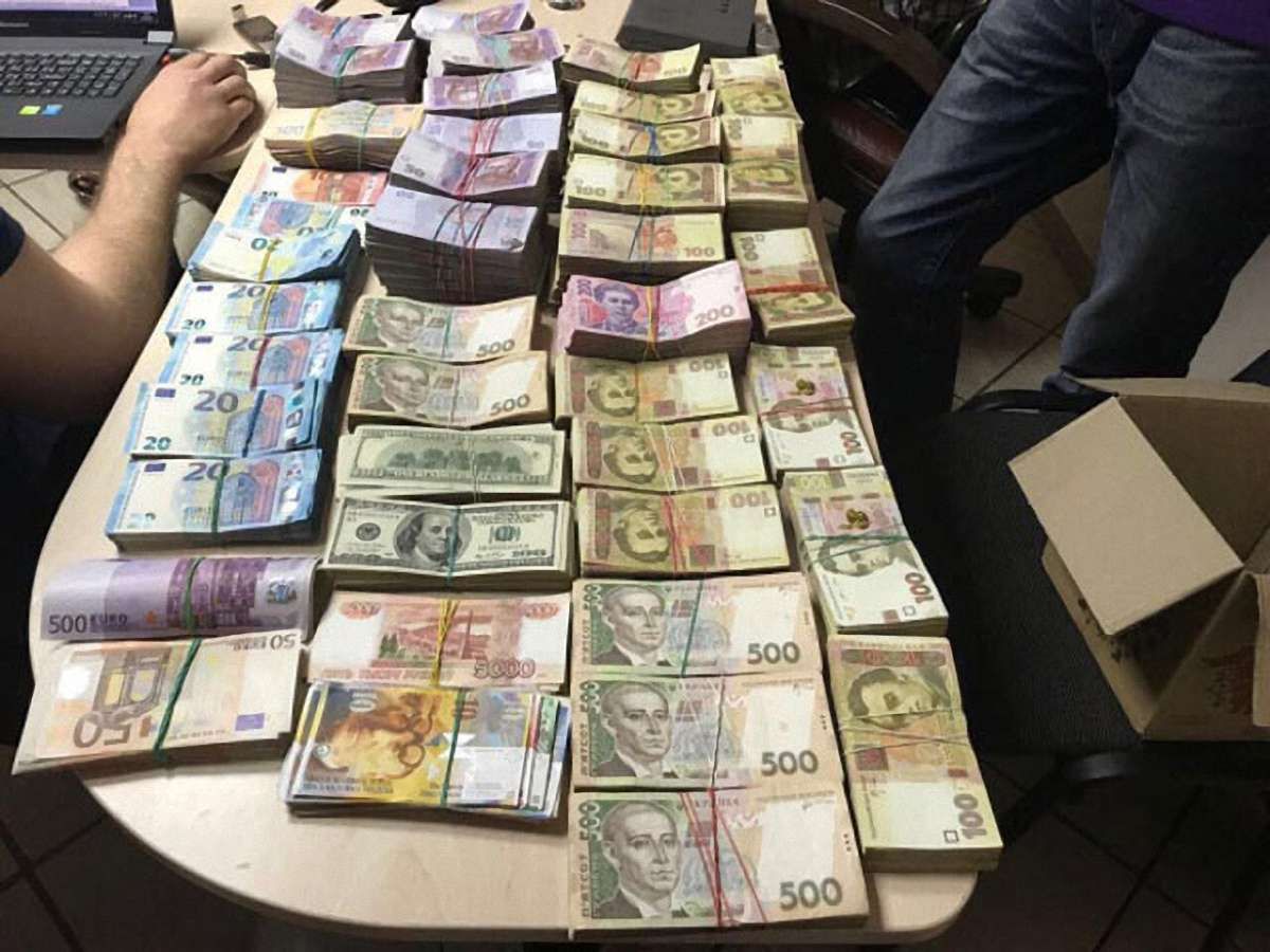 У Києві припинили діяльність конвертаційного центру з обігом у понад ₴150 млн