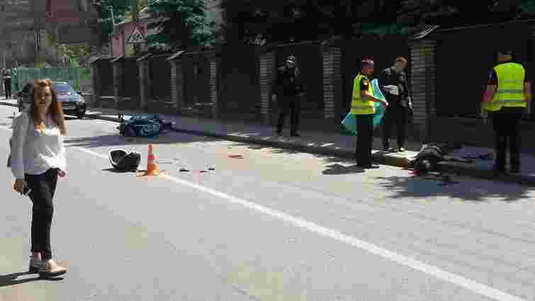 Два мотоциклісти потрапили у смертельну ДТП у Львові
