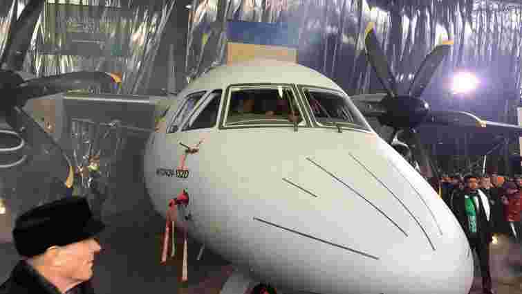 ДК «Укроборонпром» сьогодні покаже літак Ан-132 на міжнародному Паризькому авіашоу