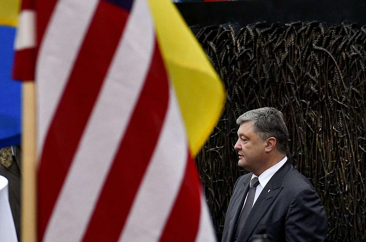 Угода про асоціацію України з ЄС почне діяти з 1 вересня, - Порошенко
