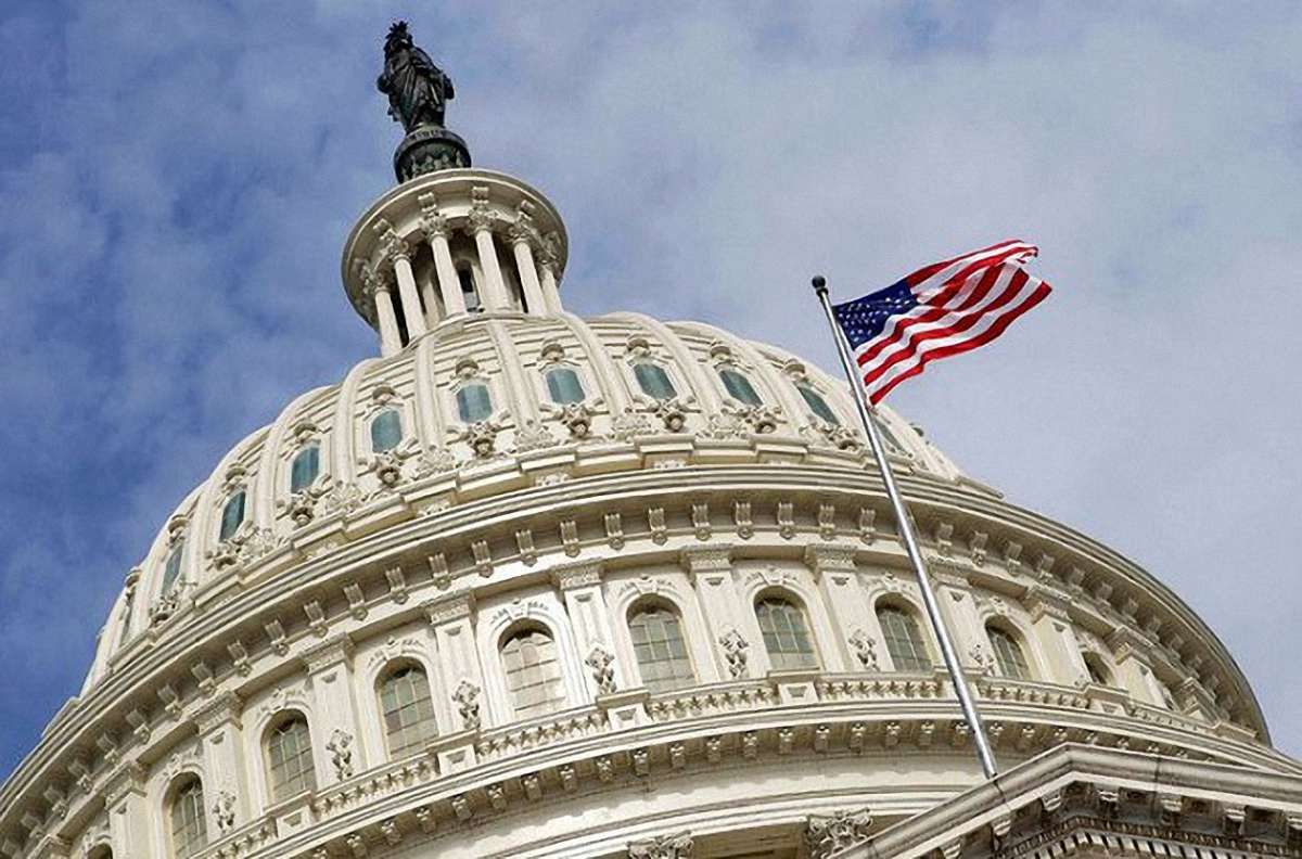 Конгрес США планує надати військову допомогу Україні