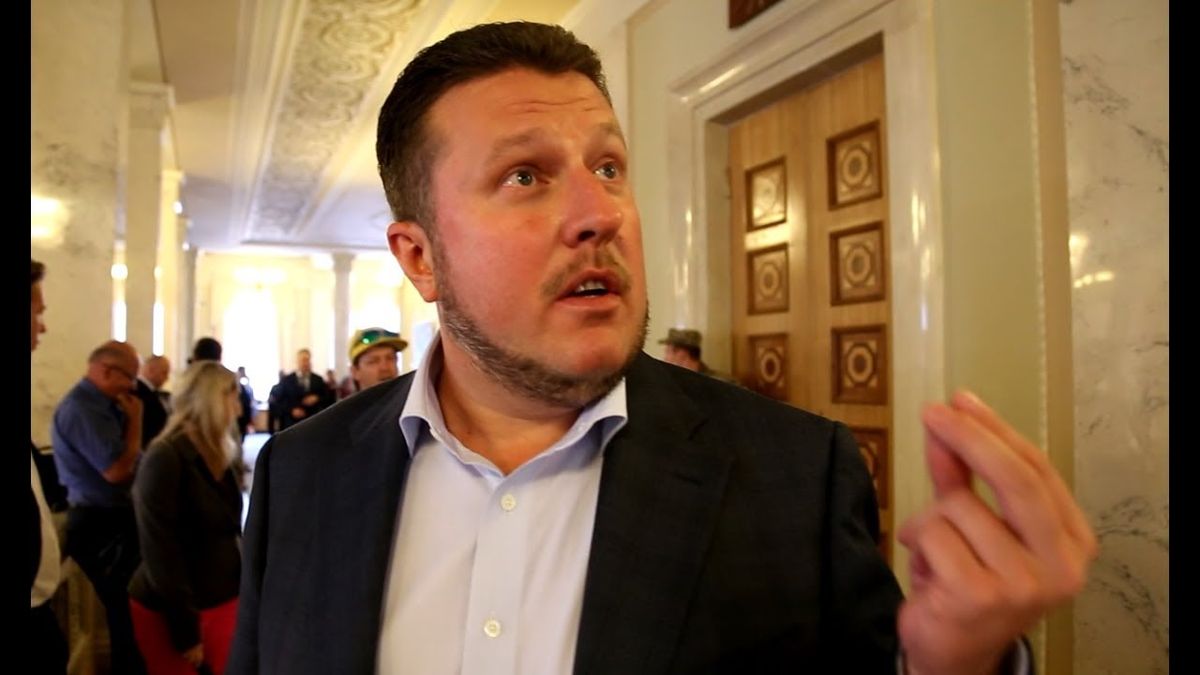 Нардеп Яценко записав на тестя кілька елітних квартир і палац – ЗМІ