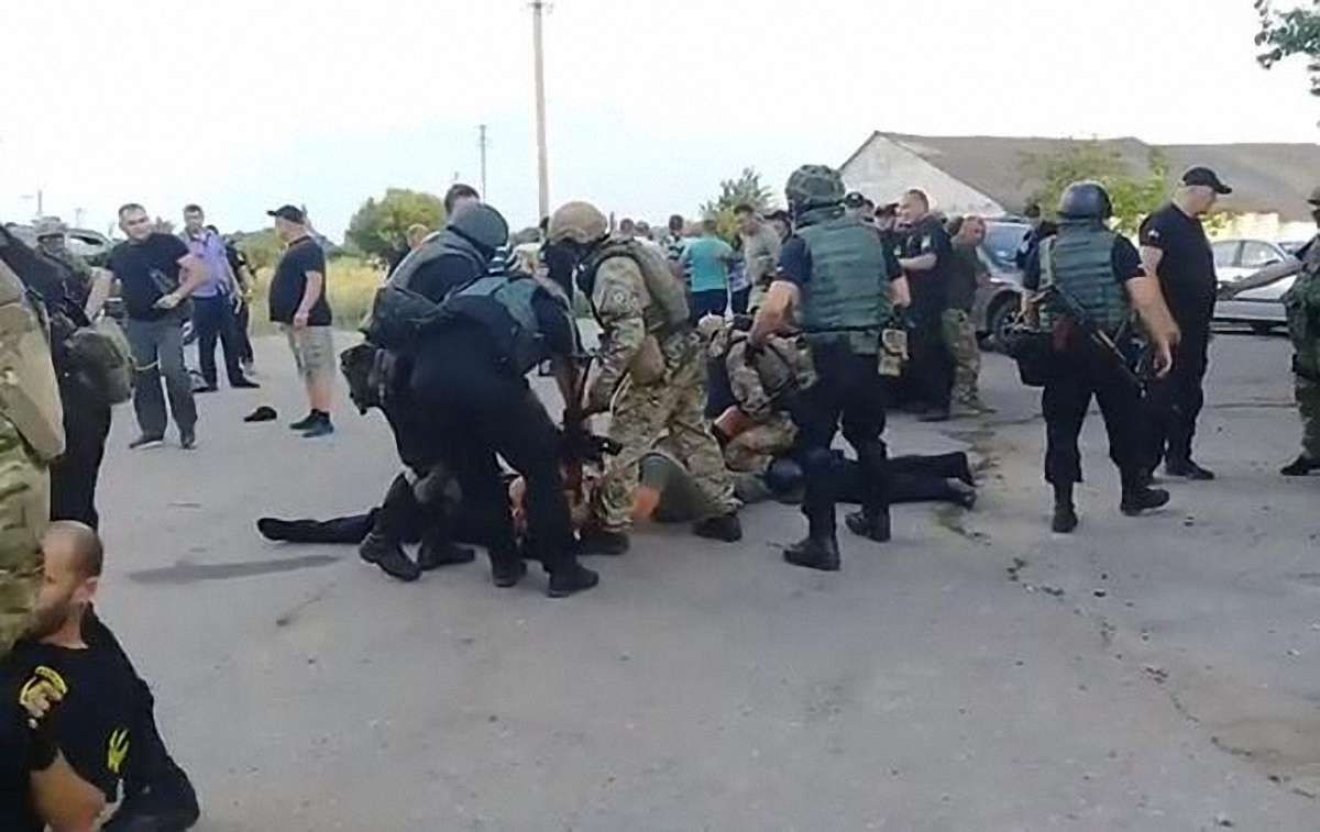 Поліція Кіровоградської області прокоментувала інцидент із побиттям ветеранів АТО