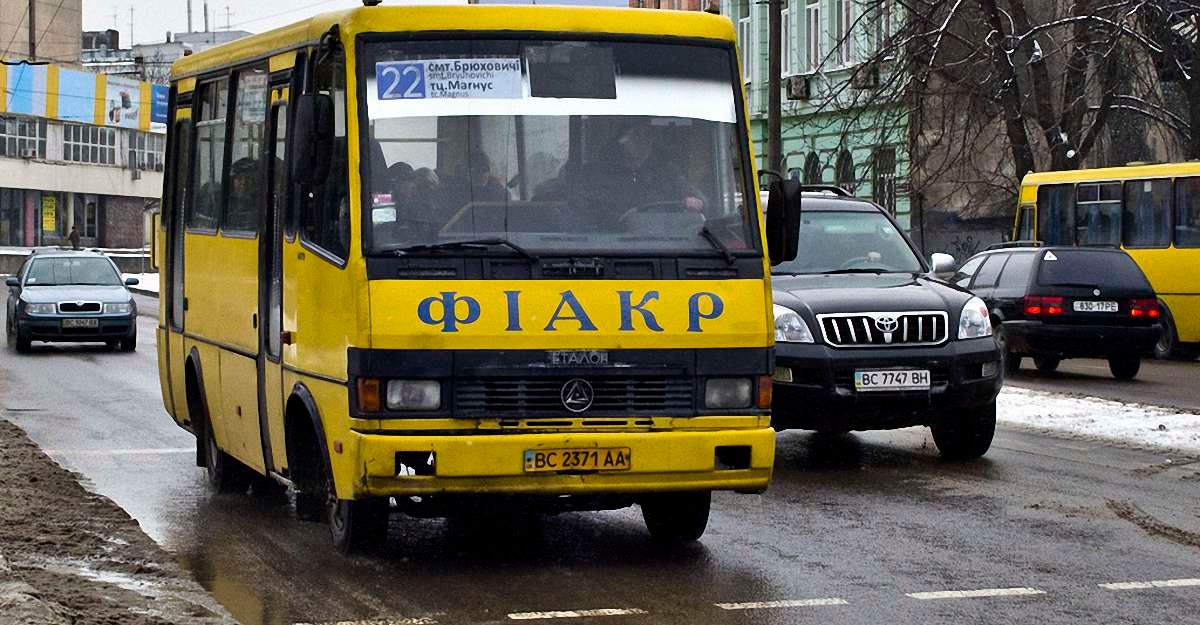 У львівській мерії пояснили, чому забрали маршрути у приватного перевізника