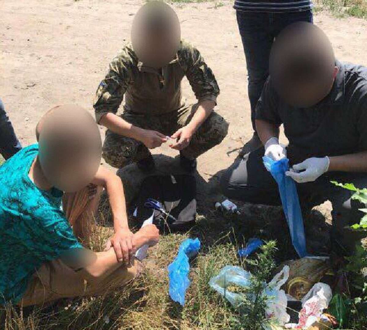 Військового кінологічного центру у Великих Мостах затримали за збут наркотиків