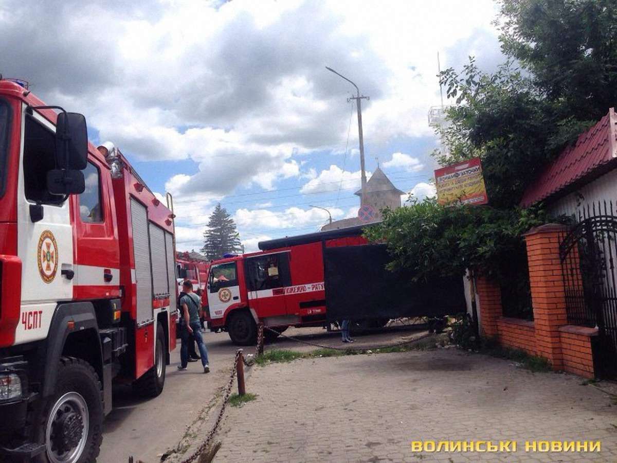 У Луцьку через пожежу знеструмлено половину міста 