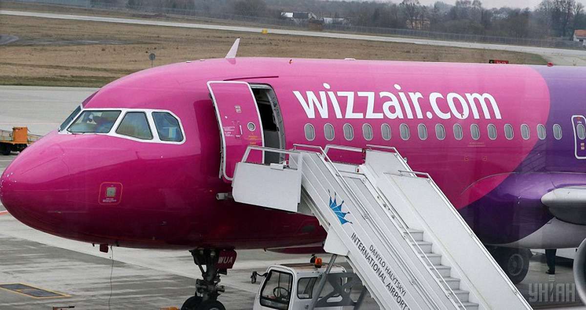 Wizz Air планує запровадити оплату за провезення ручної поклажі – ЗМІ