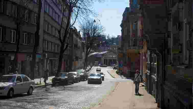 На частині вул. Коперника у Львові ліквідують велодоріжку