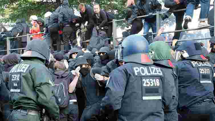 У Гамбурзі сталися сутички між поліцією і антиглобалістами
