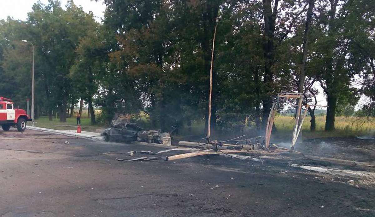 Унаслідок вибуху на АЗС на трасі Київ-Ковель загинула людина