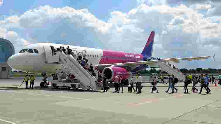 Пасажиропотік львівського аеропорту у червні зріс вдвічі