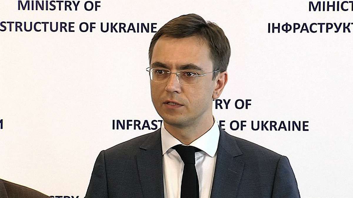 Восени в Україні з'явиться власний лоукостер, – Омелян