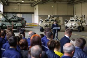 Львівський бронетанковий завод отримає держзамовлення на ₴920 млн