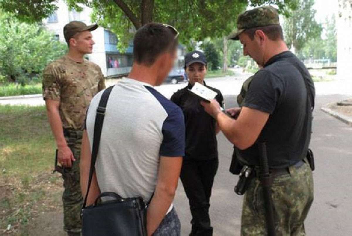 На Донеччині поліцейські затримали бойовика, який встиг повоювати у п'яти бандах «ДНР»