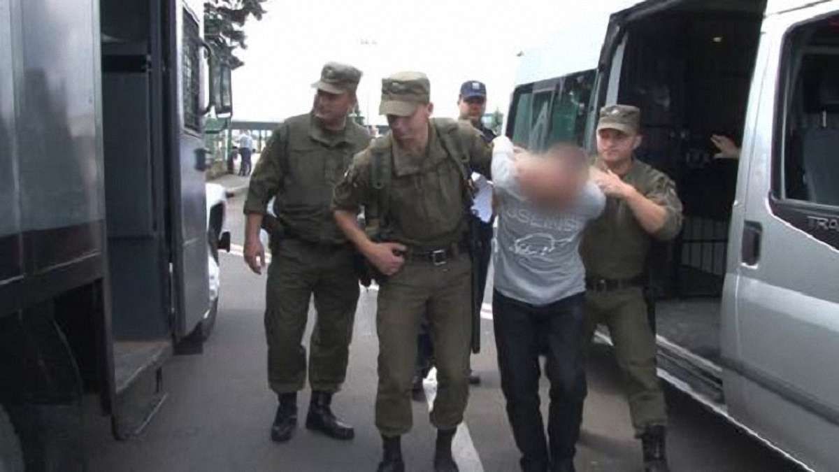 З Польщі екстрадували двох громадян України

