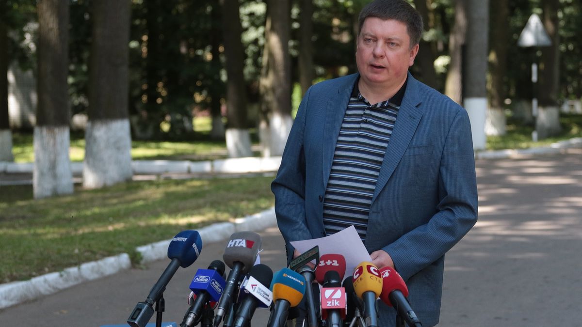 Чесний та невідсторонений