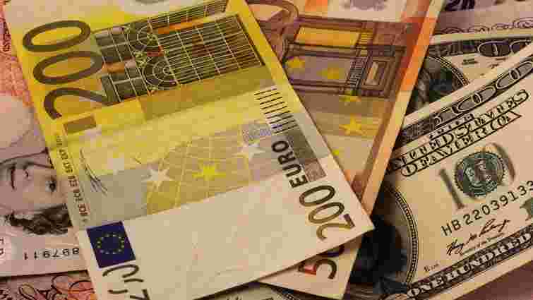 Національний банк спростив умови купівлі валюти для іноземних інвесторів