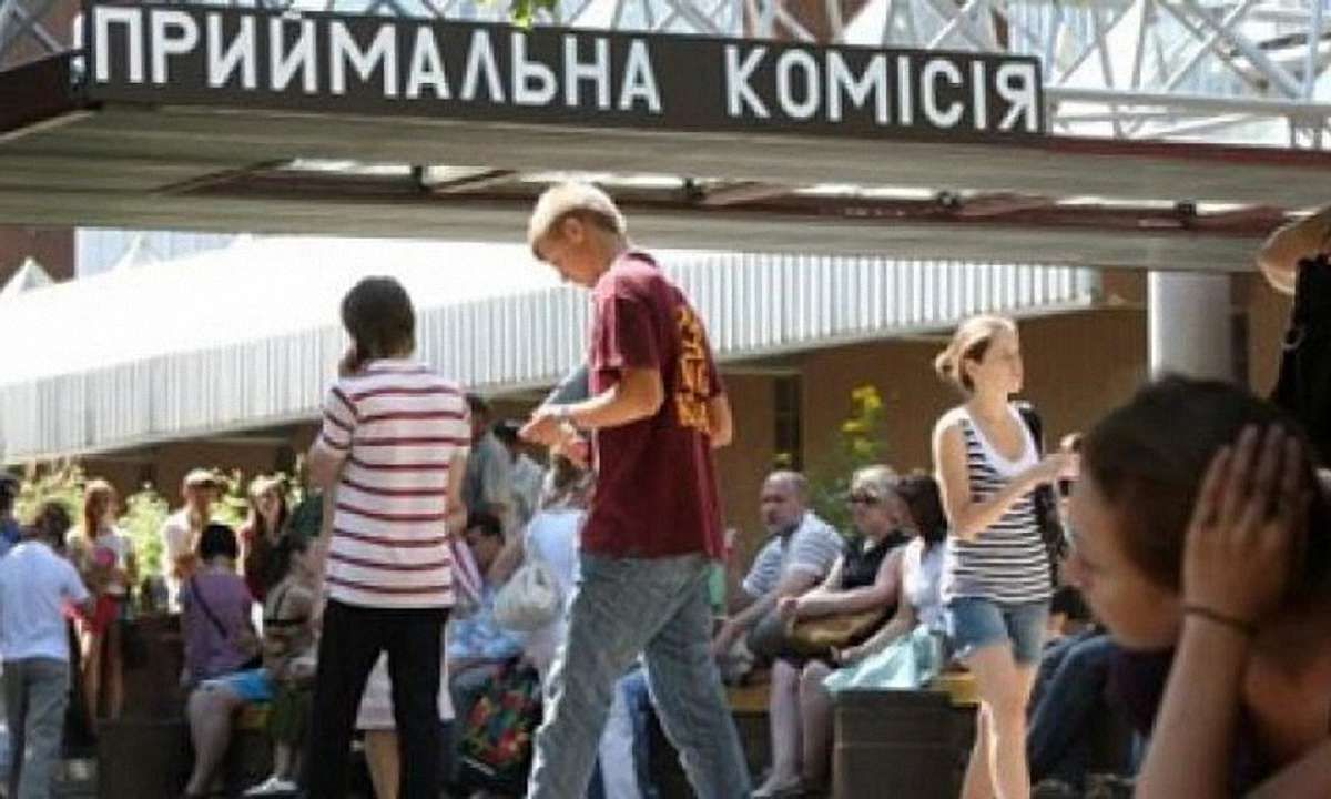 У МОН назвали найпопулярніші серед абітурієнтів виші та спеціальності