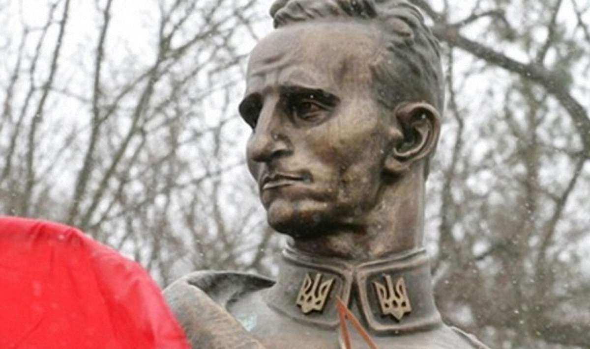 Петиція проти проспекту Шухевича в Києві набрала 10 тис. голосів