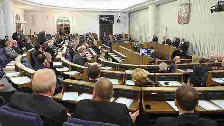 Сенат Польщі ухвалив скандальну судову реформу