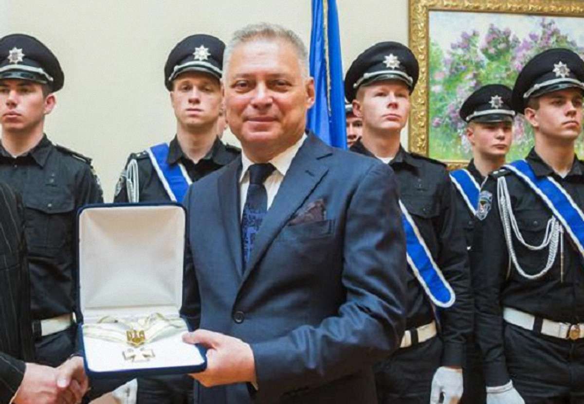 Український бізнесмен продає фальшиві премії Оксфордського університету – The Times