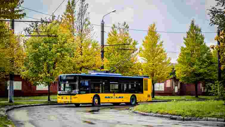 У Львові відновив рух до кінцевої зупинки тролейбус №7