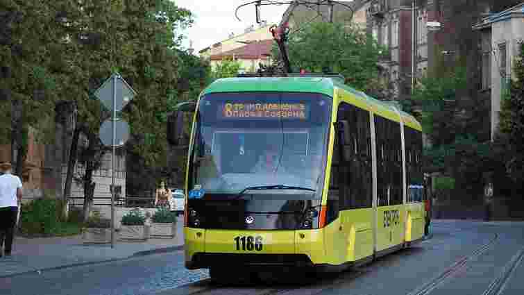 У Львові на невизначений термін не курсують трамваї №2 і 8