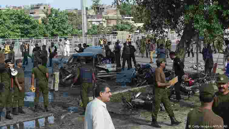 Внаслідок вибуху у Пакистані загинули щонайменше 25 людей