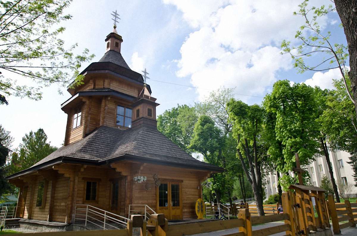 Сьогодні вісім храмів Львова відзначають престольний празник