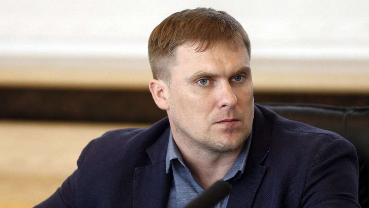 ГПУ затримала на хабарі помічницю Вадима Трояна, представника «Азова» і ще одного цивільного