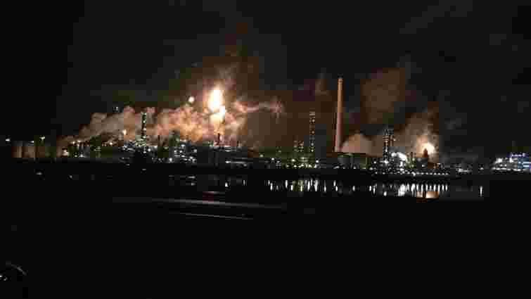 У Нідерландах сталася пожежа на найбільшому нафтопереробному заводі Європи