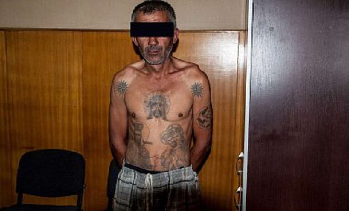 У миколаївському СІЗО співкамерники до смерті побили ґвалтівника-педофіла