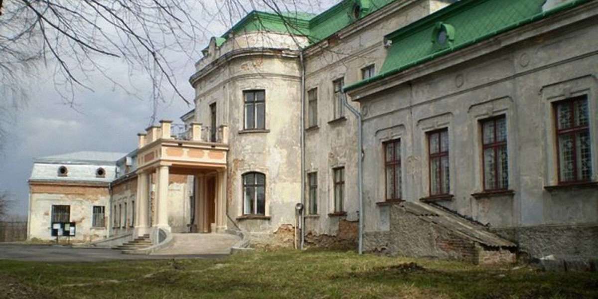 У Червонограді розчистять підземелля палацу Потоцьких 