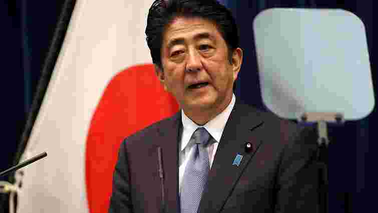 Прем’єр Японії призначив нових міністрів через кілька годин після відставки попереднього уряду