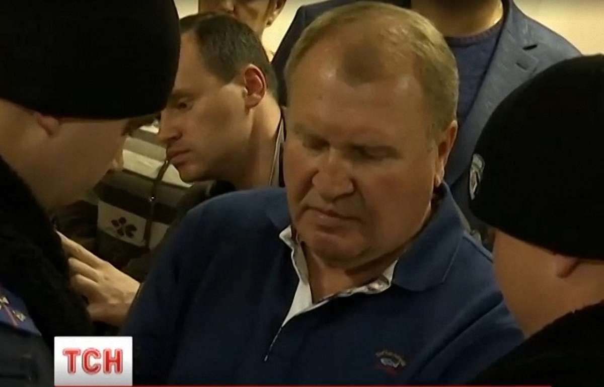Суд у Києві виправдав і відпустив на волю засудженого за хабар генерала ДПСУ
