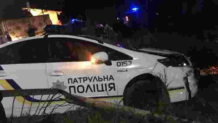 П’яний водій на Рівненщині протаранив поліцейський Prius з 4 патрульними
