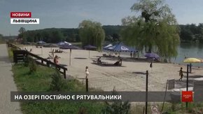 Журналісти з’ясовували, як відпочивають львів’яни на платному та необлаштованому пляжах