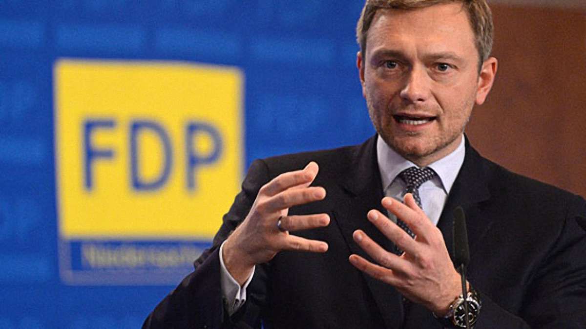 Лідер німецьких лібералів закликав не звертати увагу на питання про окупацію Криму