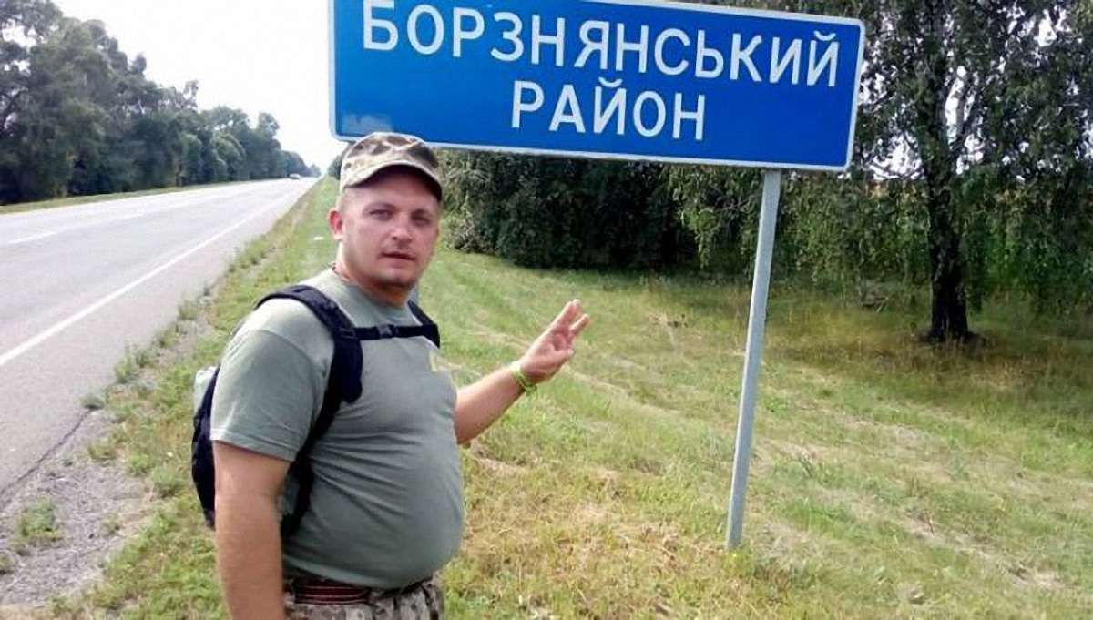 Мер Конотопа пішки йде до Києва, аби зустрітися з президентом